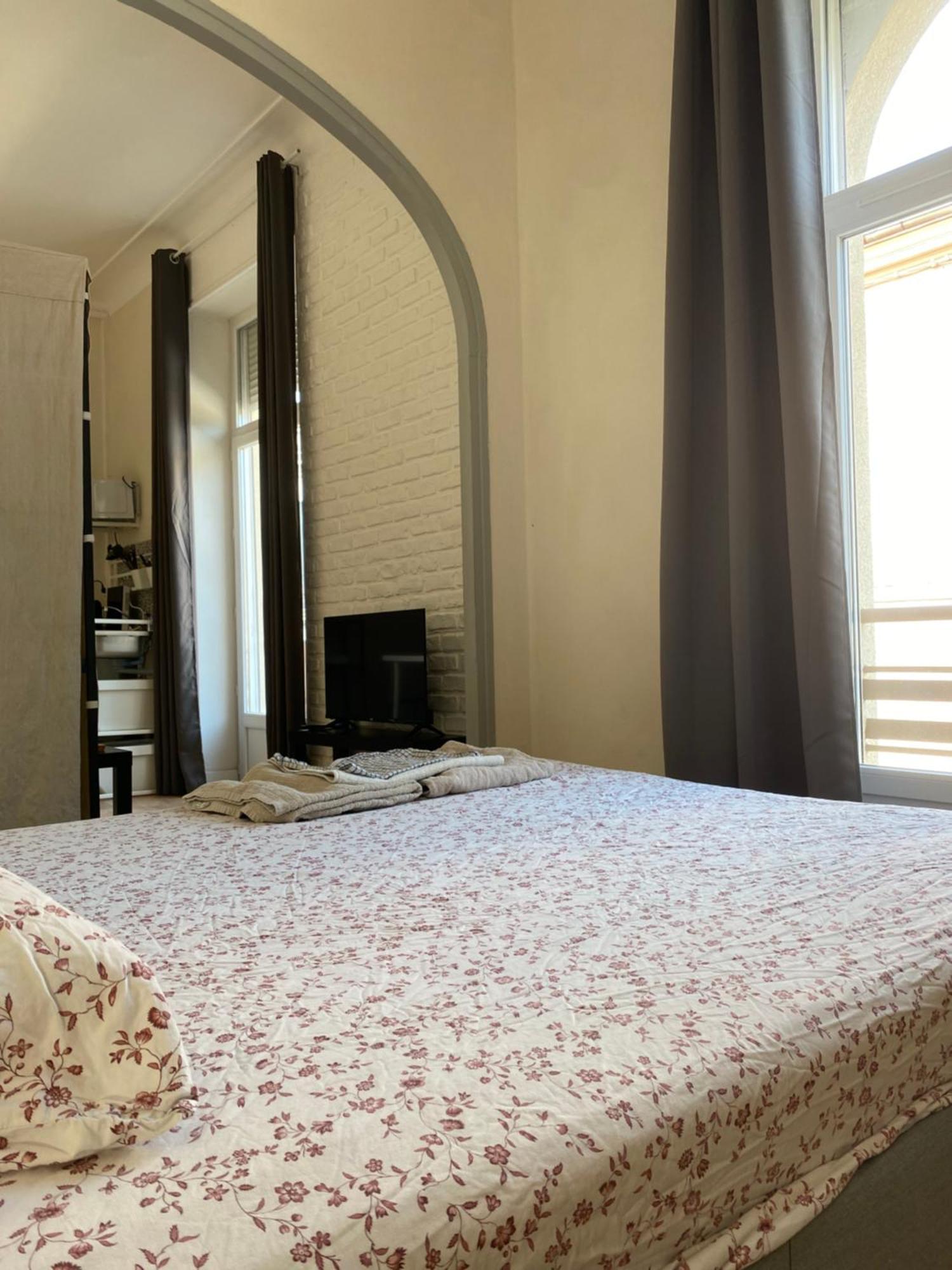 La Maison D'antonin 2 Nimes